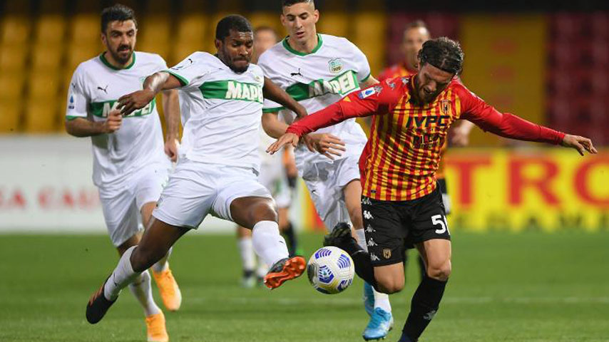 กัลโช่ ซีรีย์ อา อิตาลี : Benevento VS ซัสเซาโล่