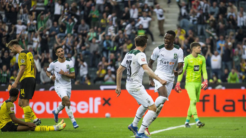 บุนเดิสลีกา : Borussia Mönchengladbach VS ดอร์ทมุนด์