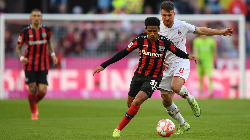 บุนเดิสลีกา :  FC Köln VS Bayer 04 Leverkusen