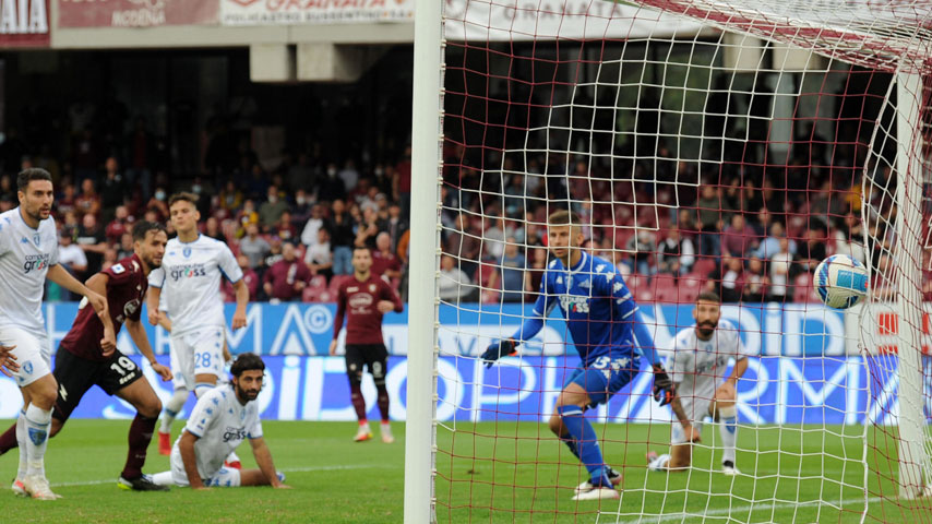 กัลโช่ ซีรีย์ อา อิตาลี : Salernitana VS เอ็มโปลี