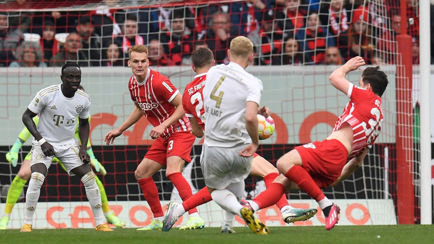 บุนเดิสลีกา : SC Freiburg VS FC Bayern München